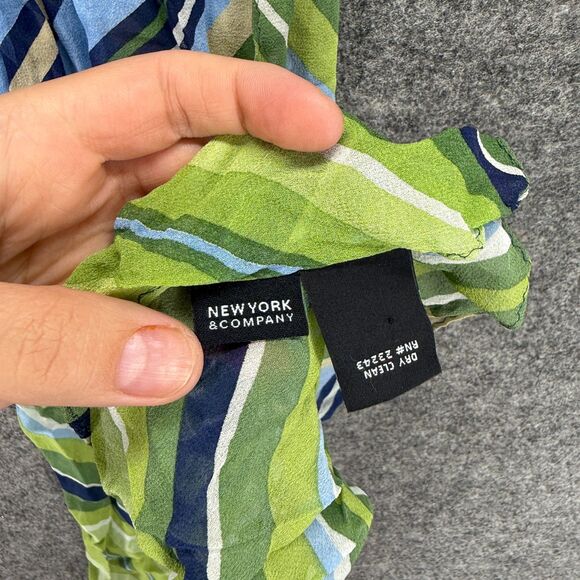 New York & Company Scarf Women Green Striped Silk Rectangle Scarf Casual - Picture 2 of 4
